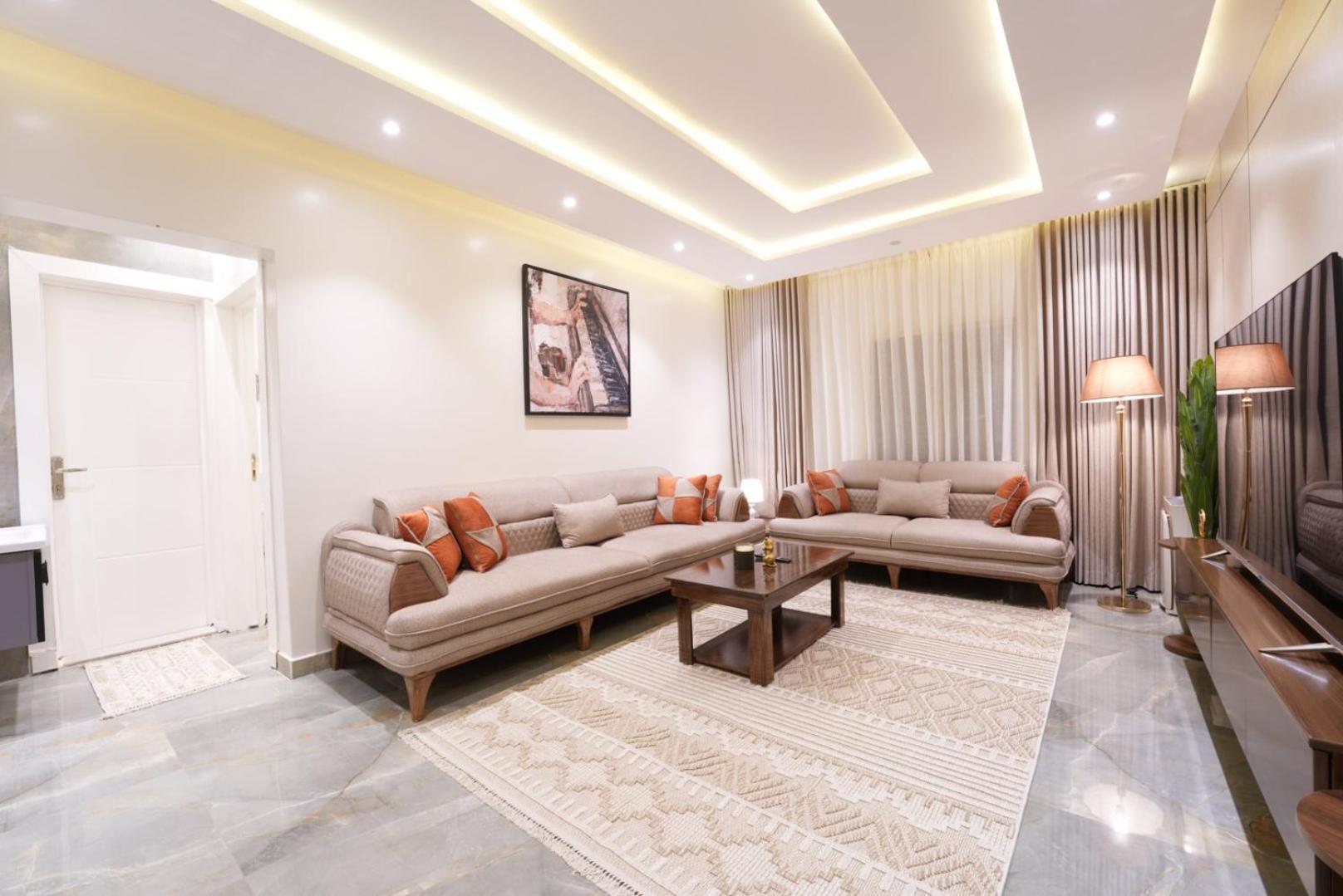 Apartment بتصميم انيق بحي العقيق Riyadh